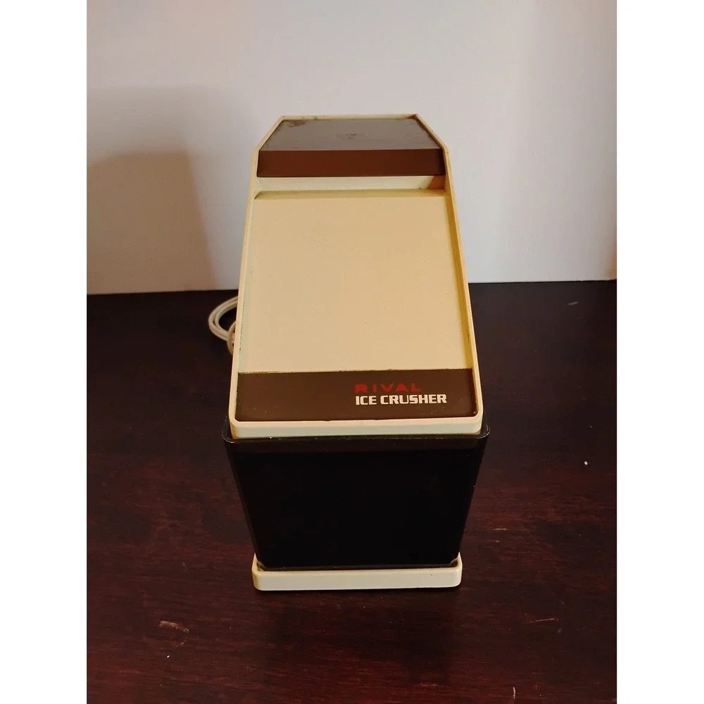 Vintage Rival Ice Crusher Model 840/1 Electric Countertop Cream Brown Retro Bar